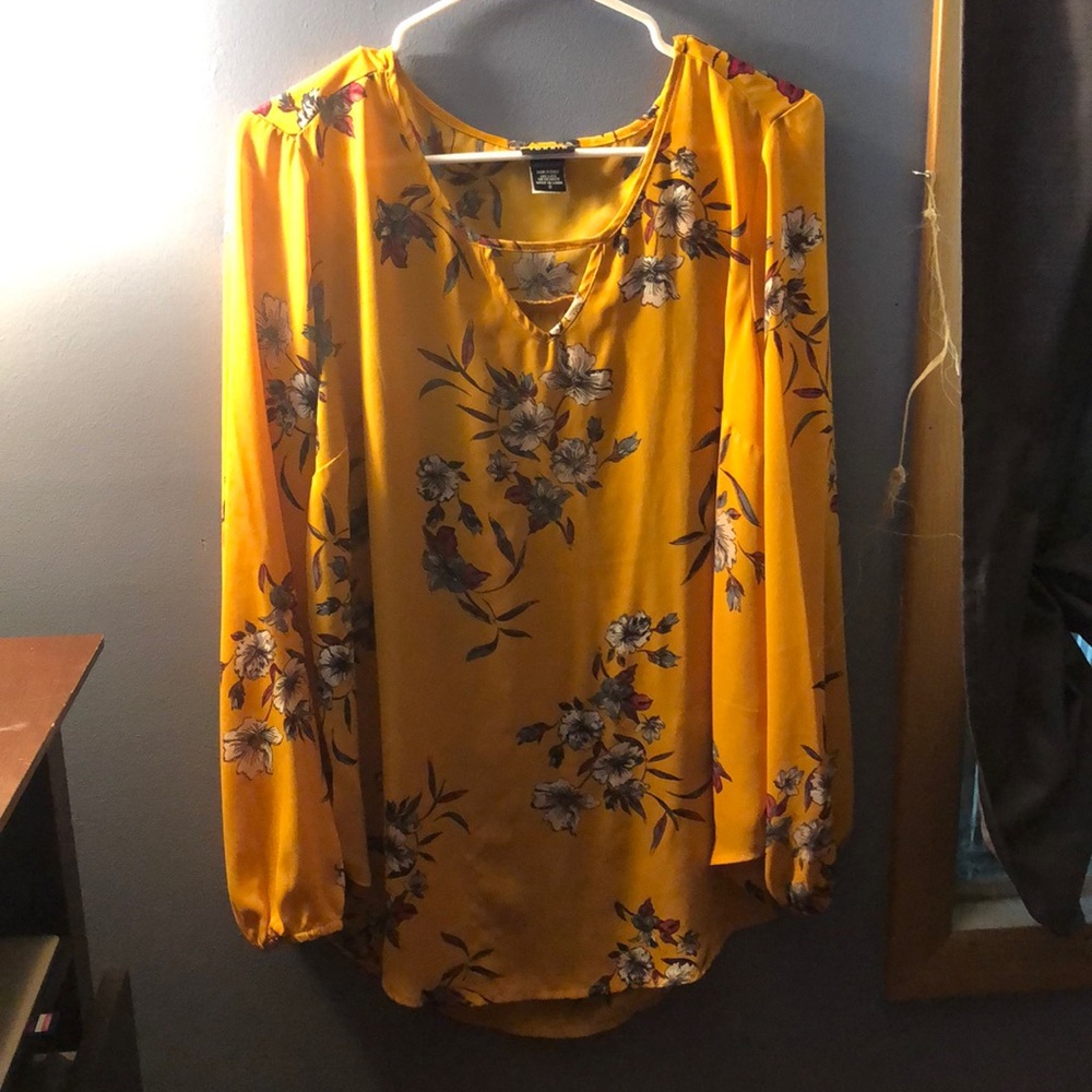 Torrid tunic top with floral design